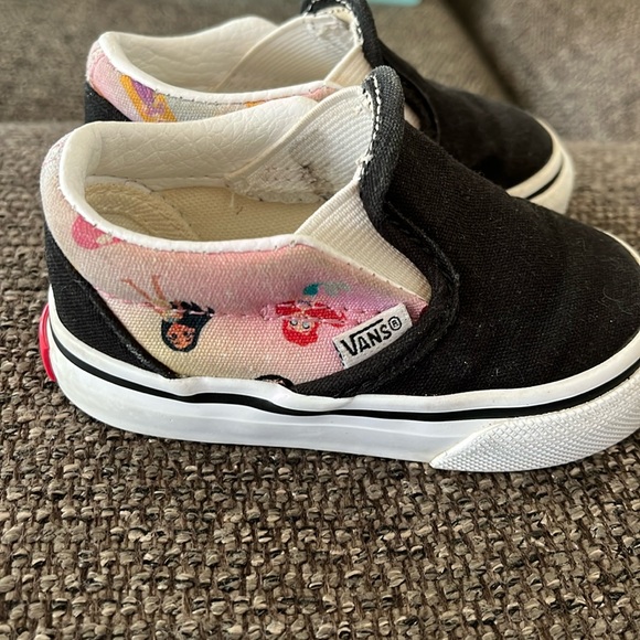 Disney Princess Vans - Picture 1 of 4